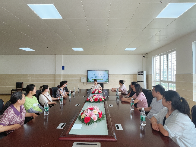 “食”光有你 共“膳”美好 ——湖北沙洋县后港镇第二中心幼儿园开展膳食委员会开放日活动
